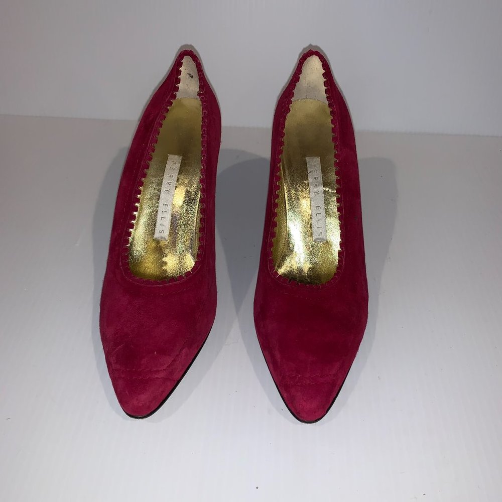 Perry Ellis Red 3 Inch Suede Heels Size 7 - Picture 4 of 5